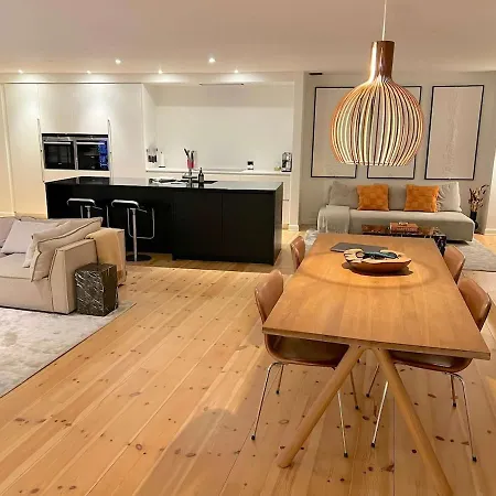 High-end In * København