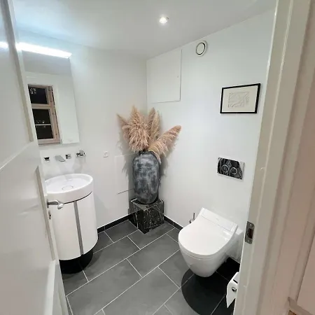 High-end In Apartment